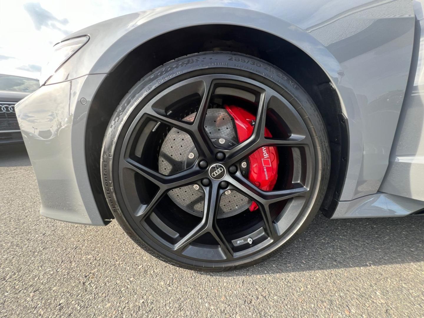 Bild über Audi RS 7 Sportback quattro tiptronic - für weitere Informationen kontaktieren Sie den Audi Partner