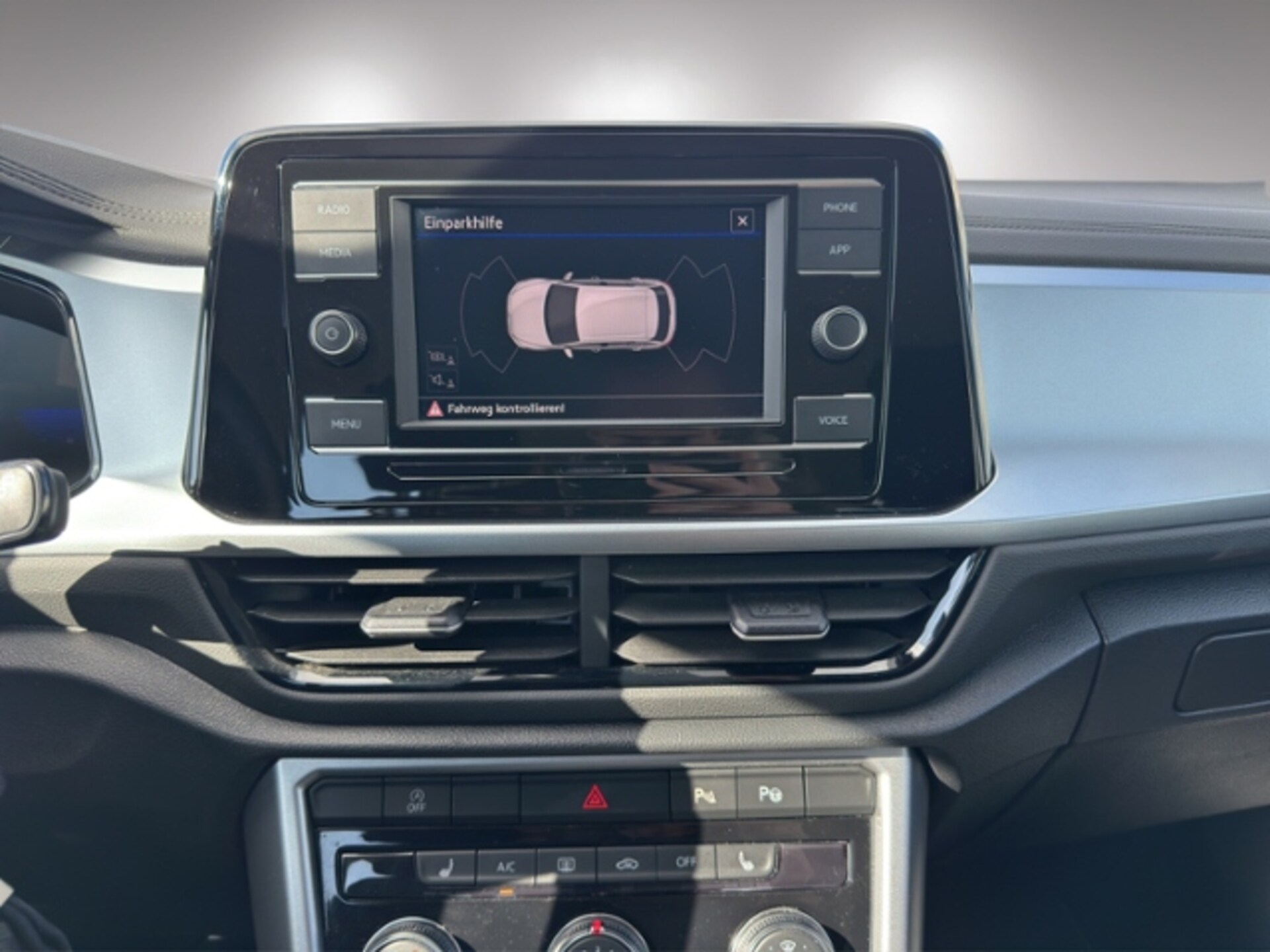 Volkswagen T-Roc Life