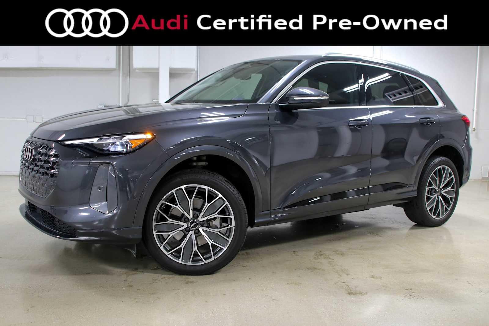2025 Audi Q5 40 Premium Plus's photo
