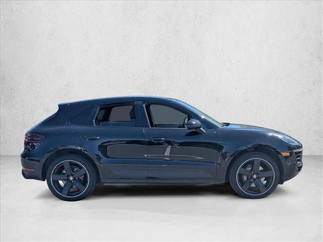 2016 Porsche Macan