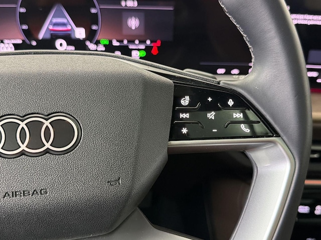 2025 Audi Q5 Premium - Photo 25