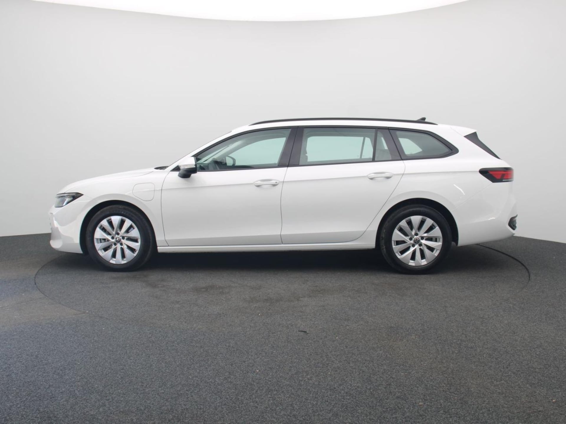 Volkswagen Passat Basis-Modell