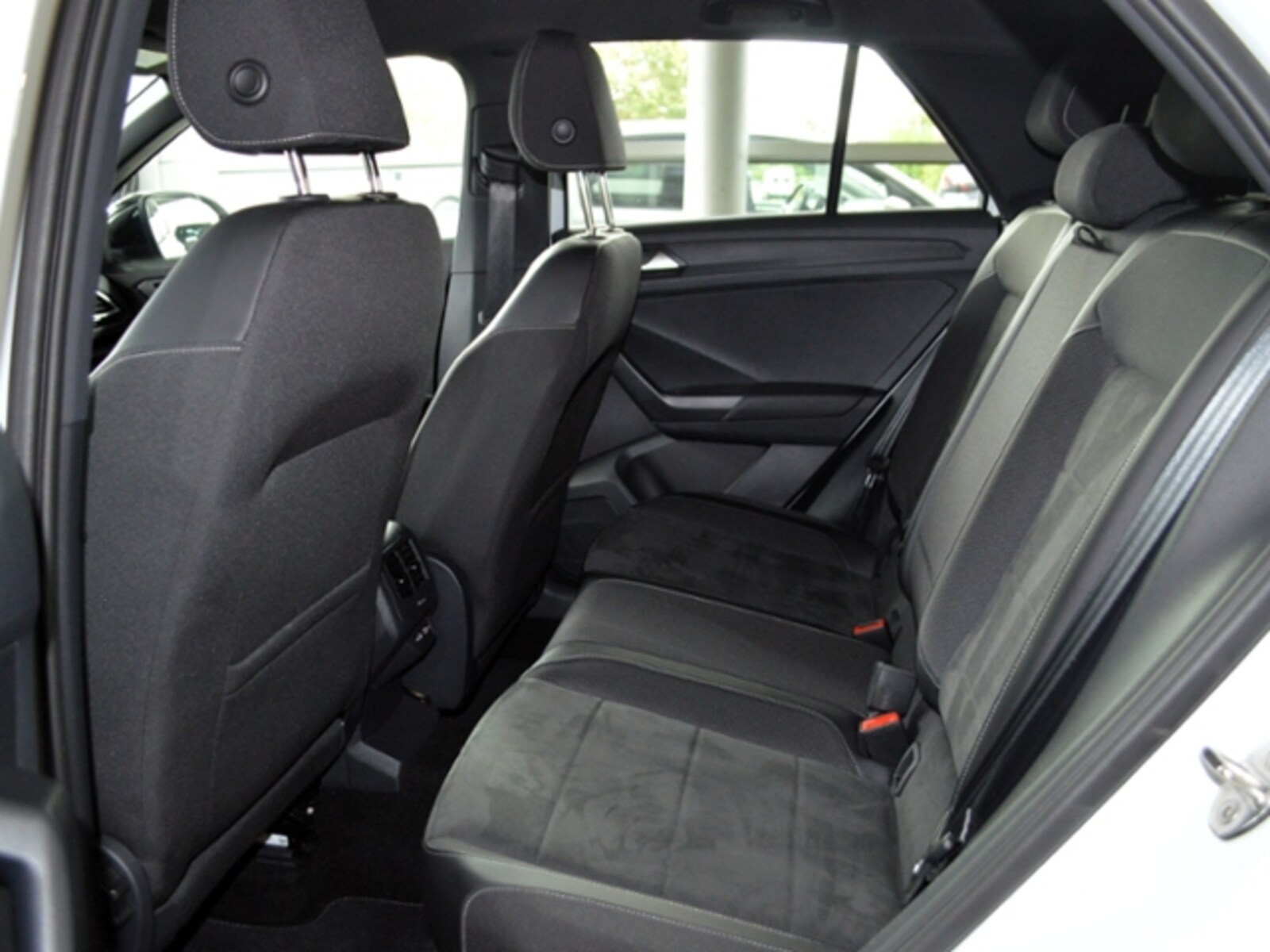 Volkswagen T-Roc – Bild 9