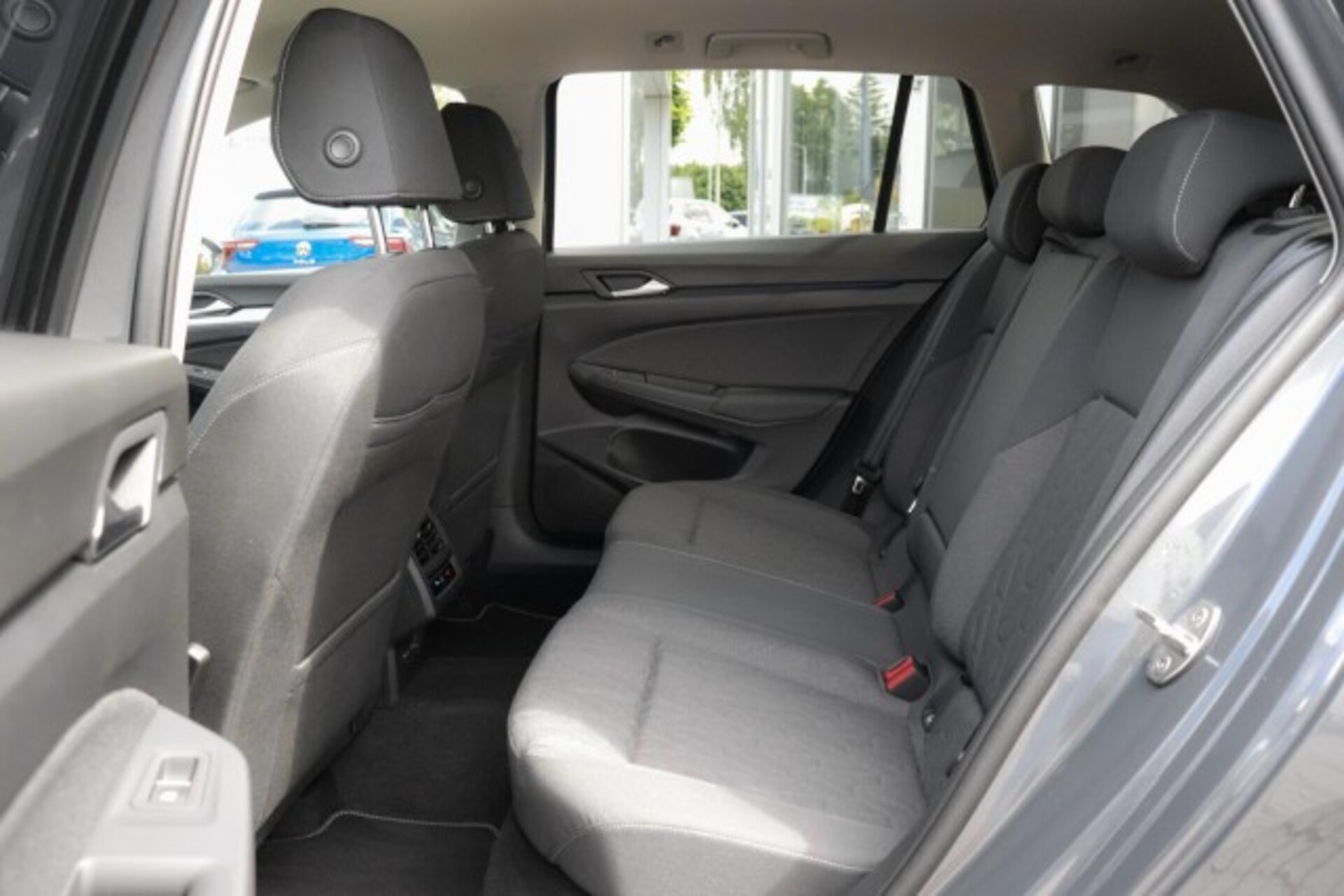 Volkswagen Golf Variant Life