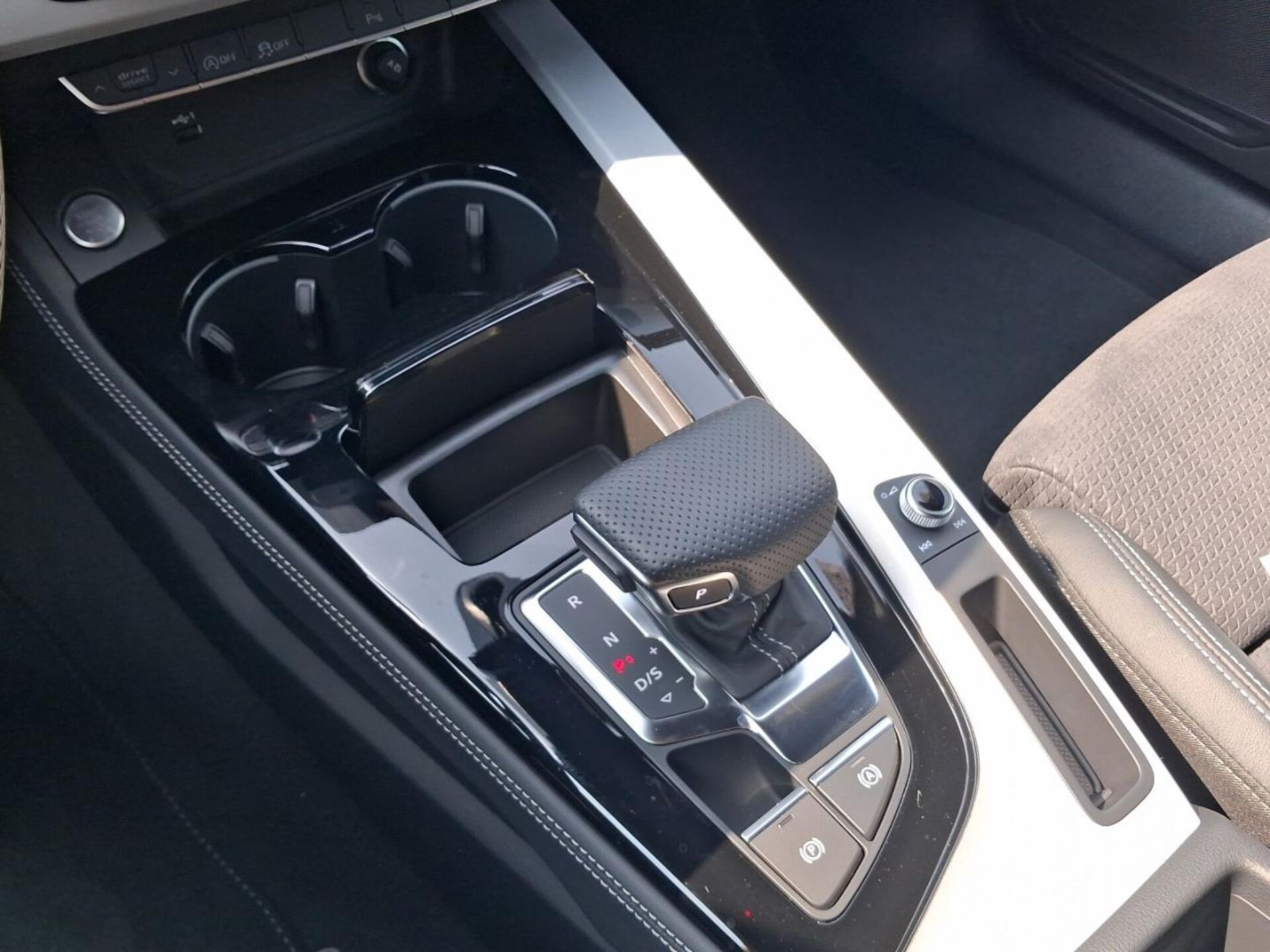Audi A4 Avant S line