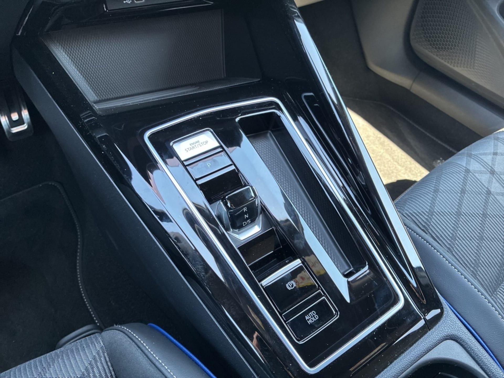 Volkswagen Golf Variant R-Line