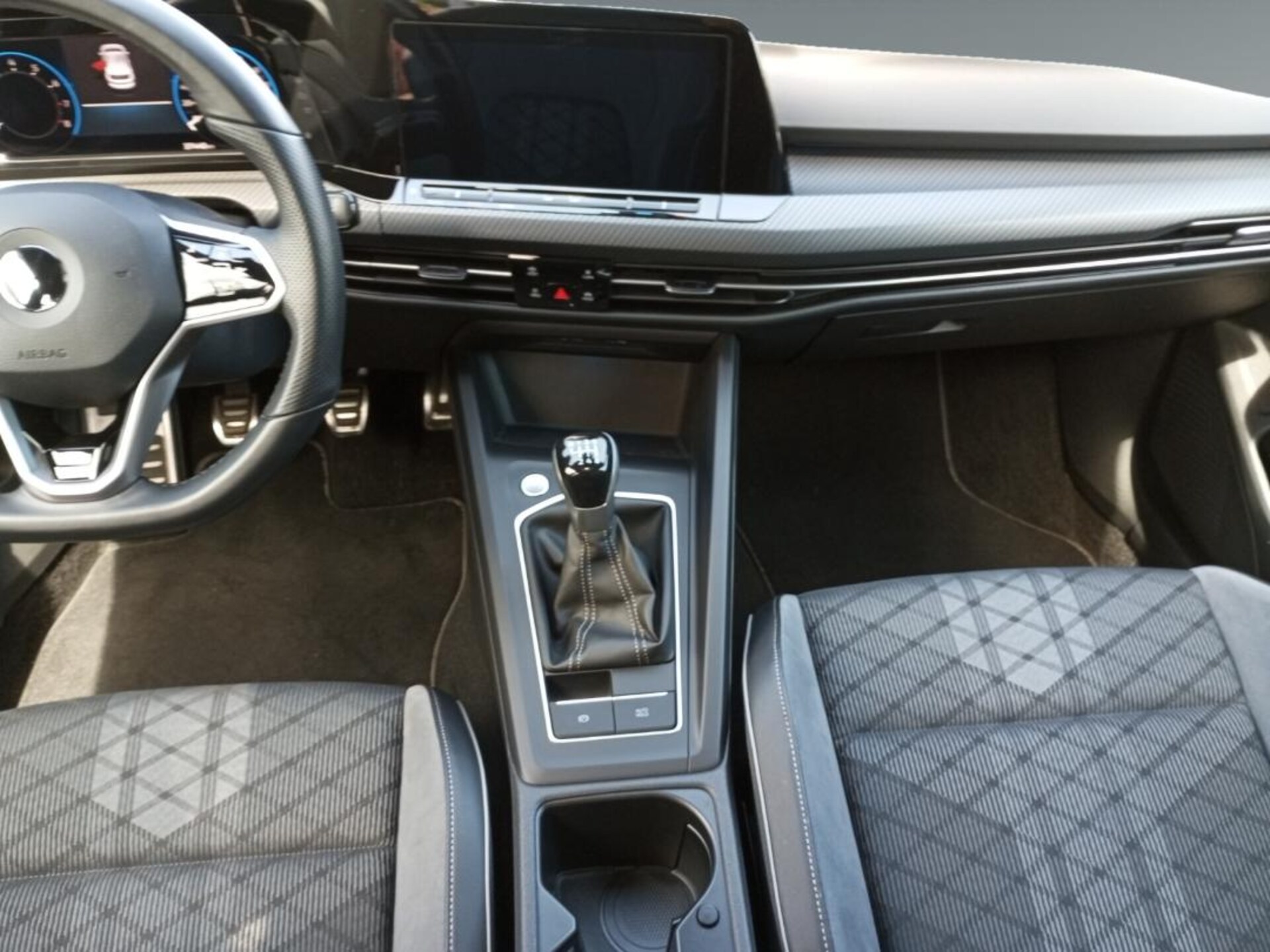 Volkswagen Golf R-Line