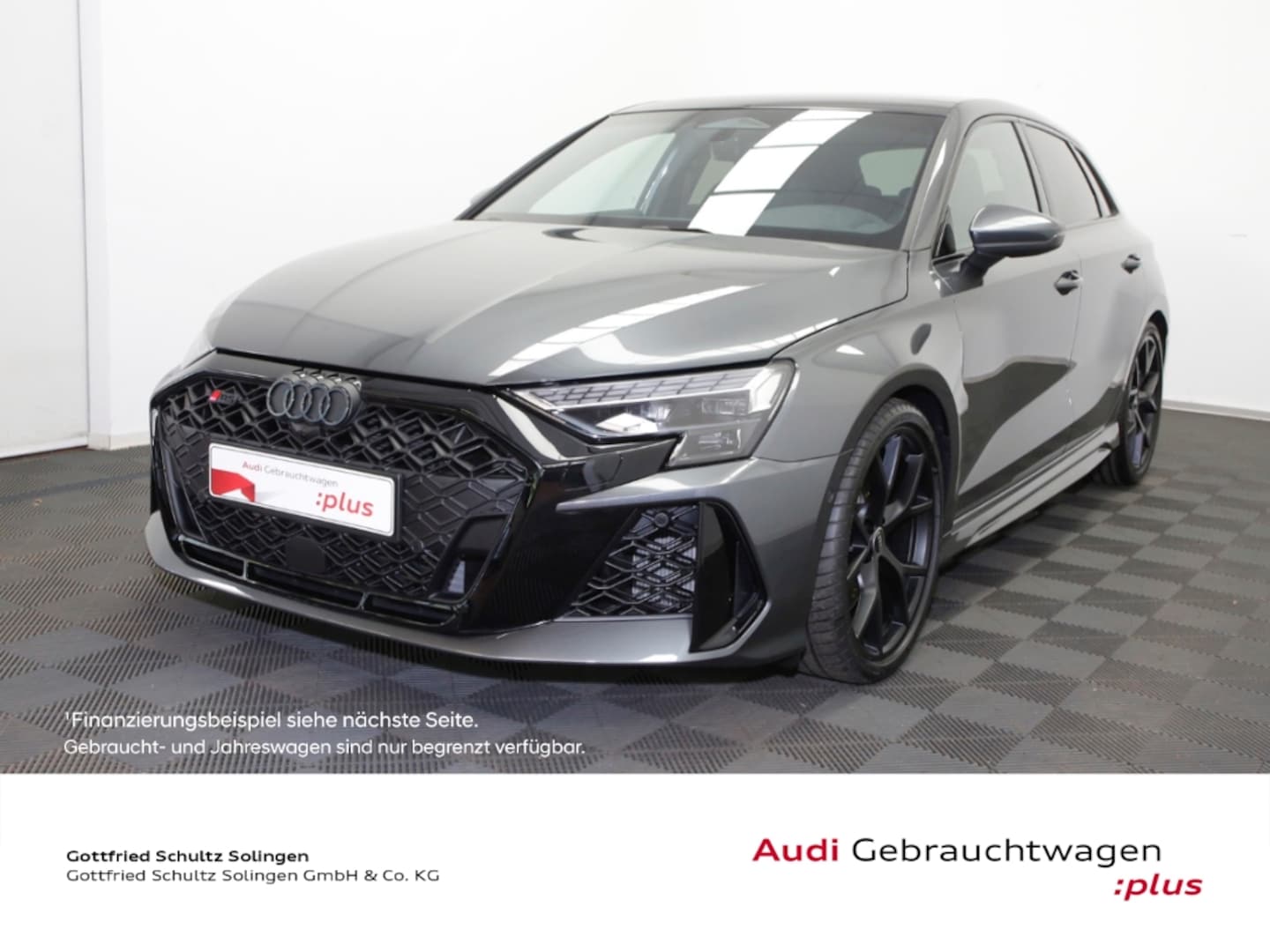 Bild über Audi RS 3 Sportback TFSI quattro 294 kW S tronic - für weitere Informationen kontaktieren Sie den Audi Partner