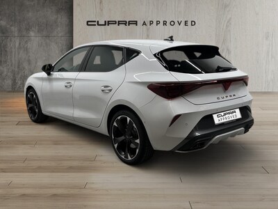 CUPRA Leon León 1.5 eTSI DSG 110 kW (150 CV) — photo 2