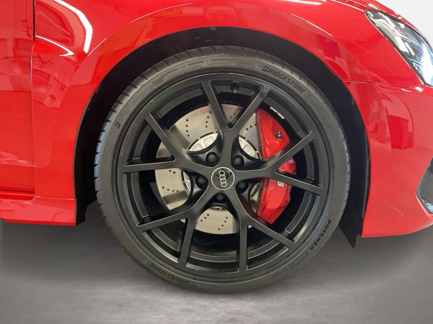 Bild über Audi RS 3 Sportback TFSI quattro 294 kW S tronic - für weitere Informationen kontaktieren Sie den Audi Partner