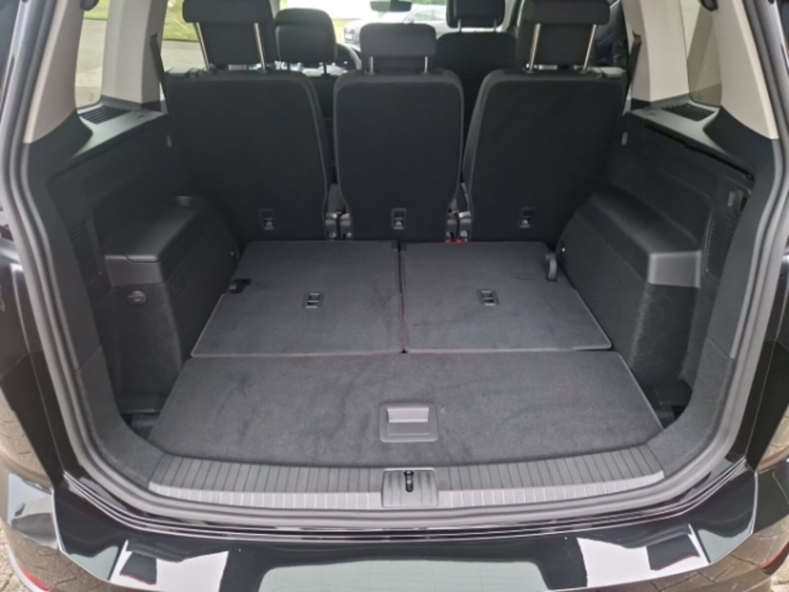 Volkswagen Touran – Bild 12