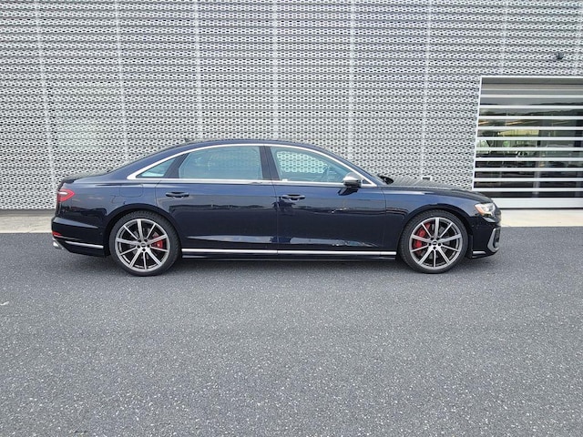2023 Audi S8 L