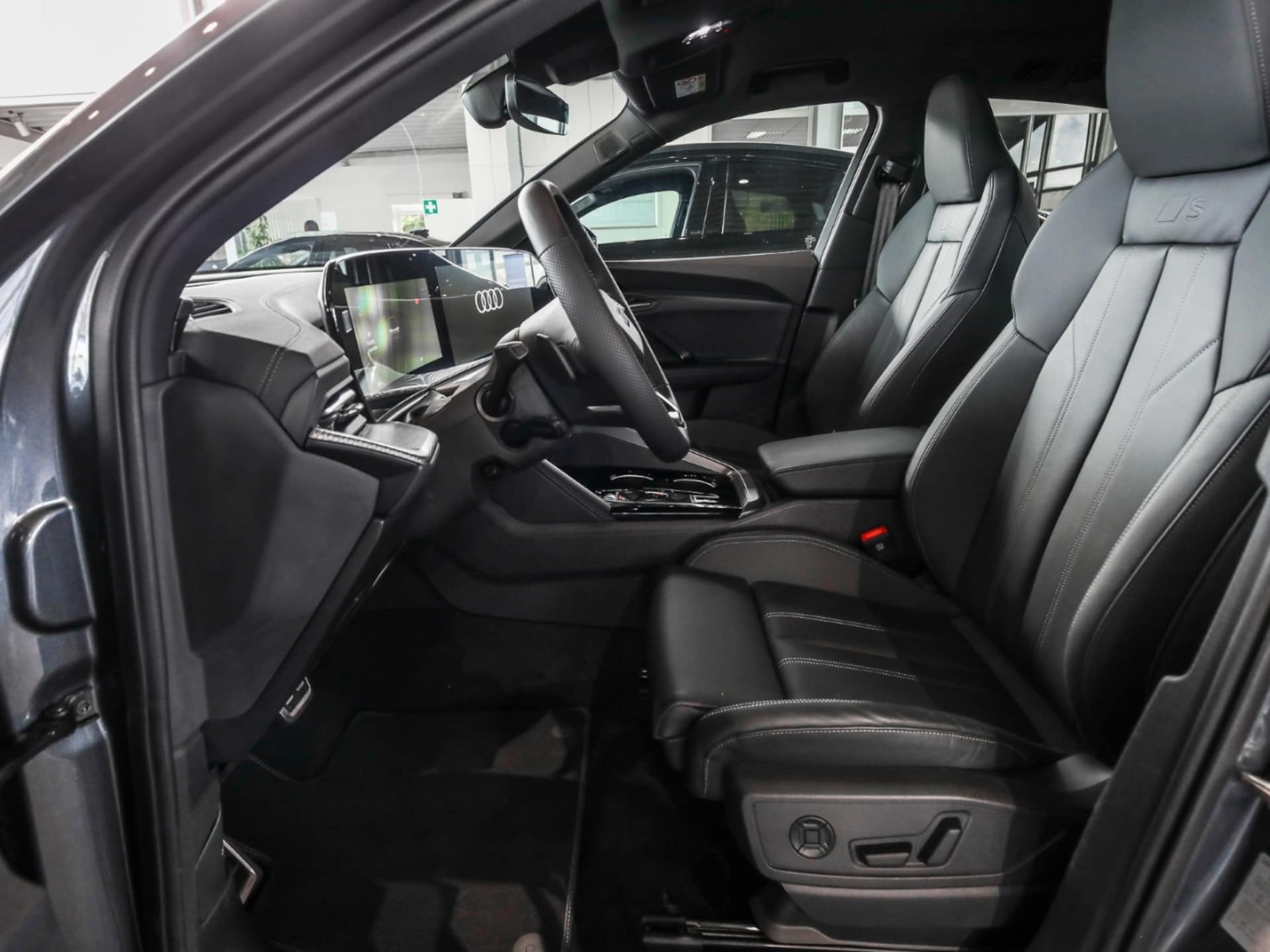 Audi Q5 Sportback edition one