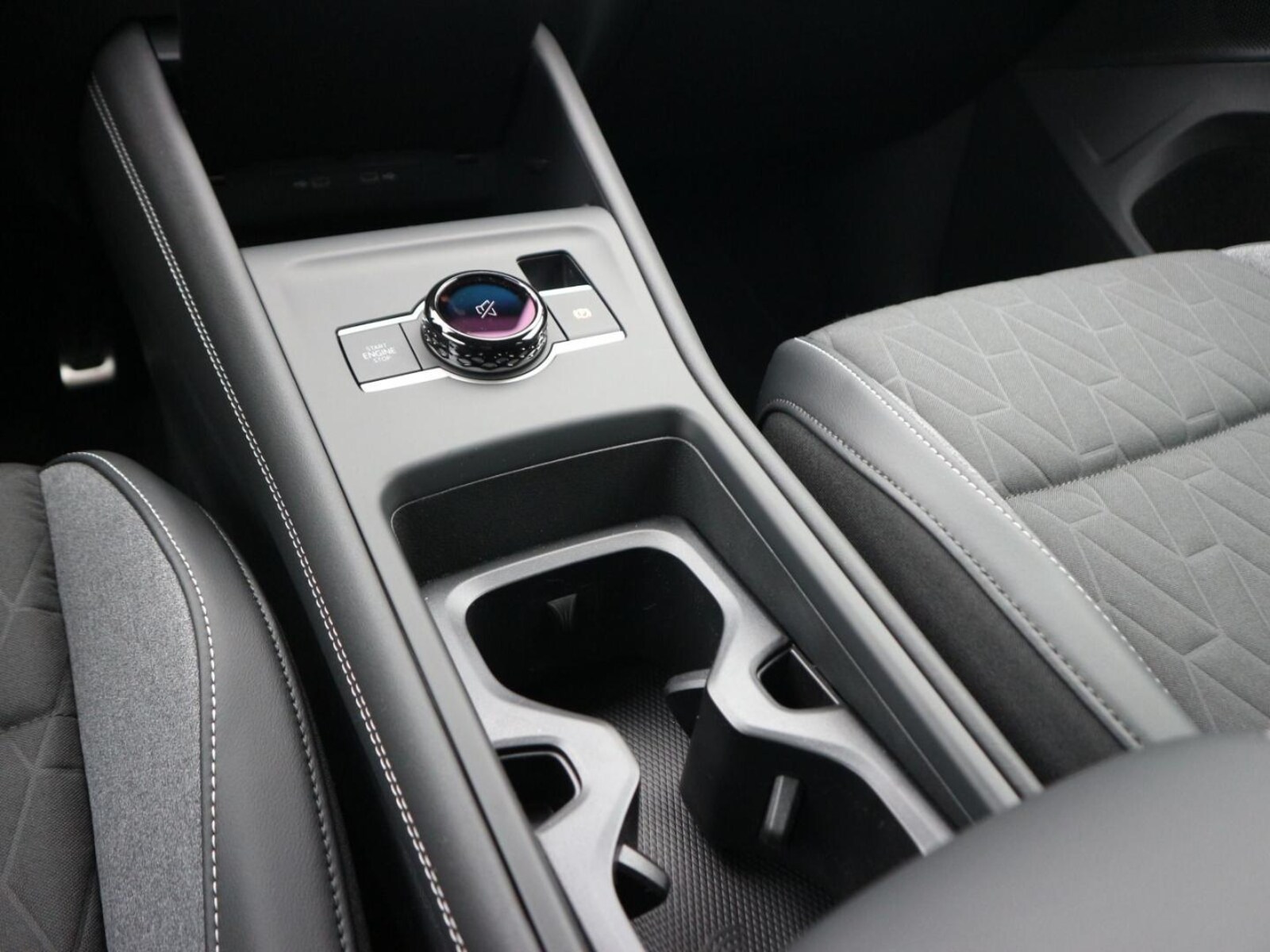 Volkswagen Tiguan – Bild 13