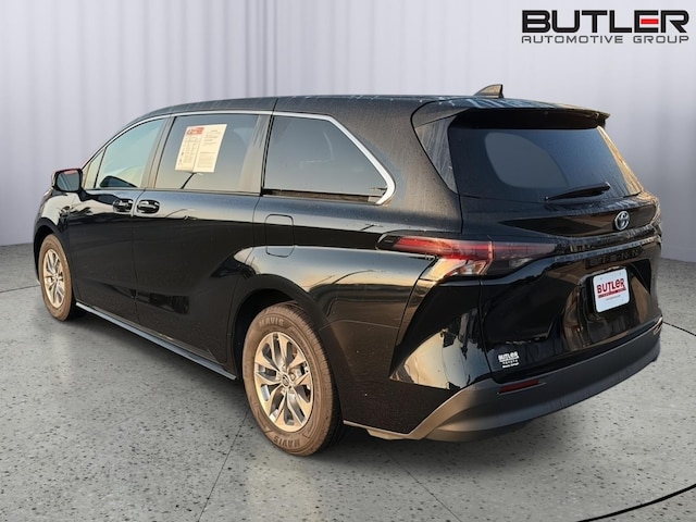 2023 Toyota Sienna