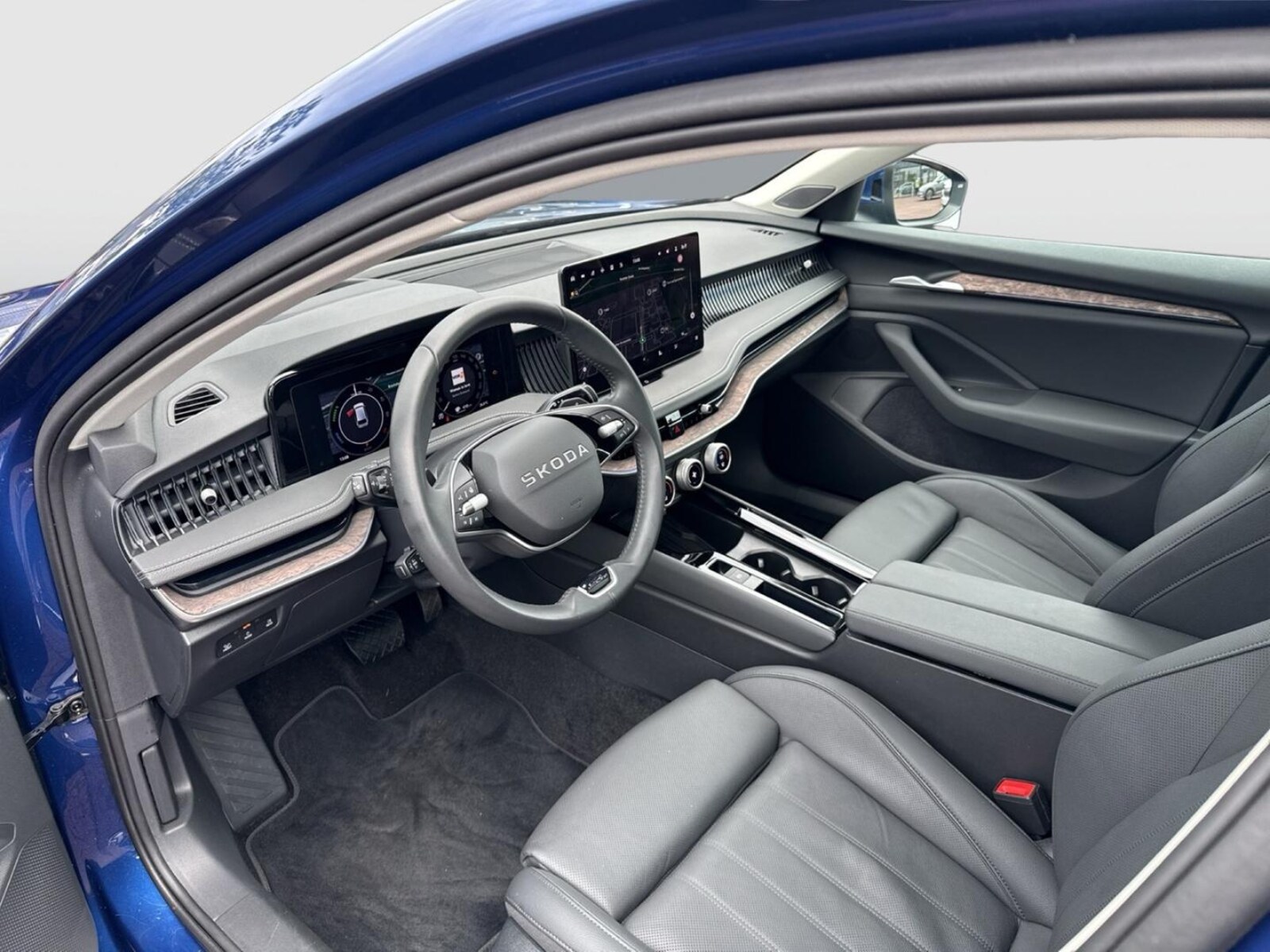 Škoda Superb Combi – Bild 8