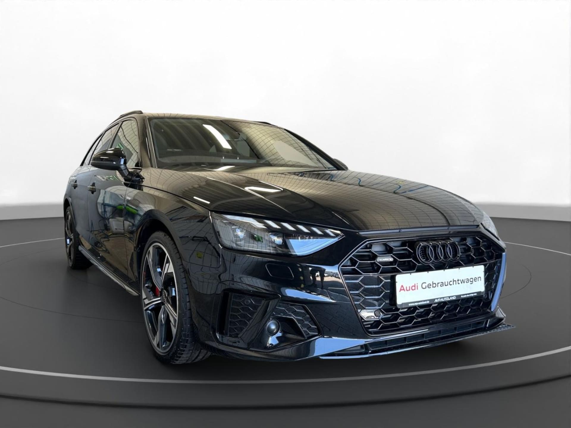 Audi A4 Avant S line