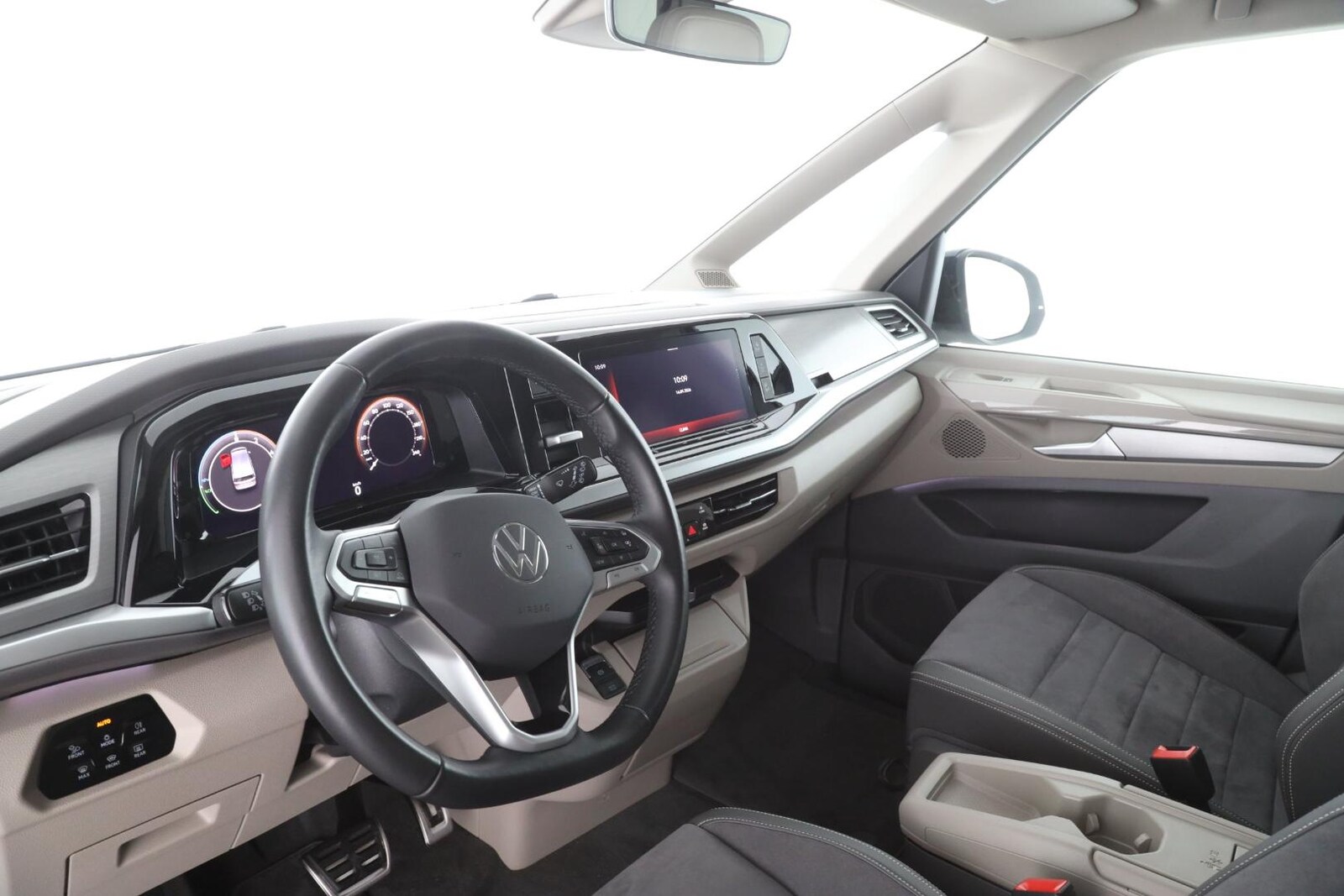Volkswagen Multivan Langversion – Bild 11
