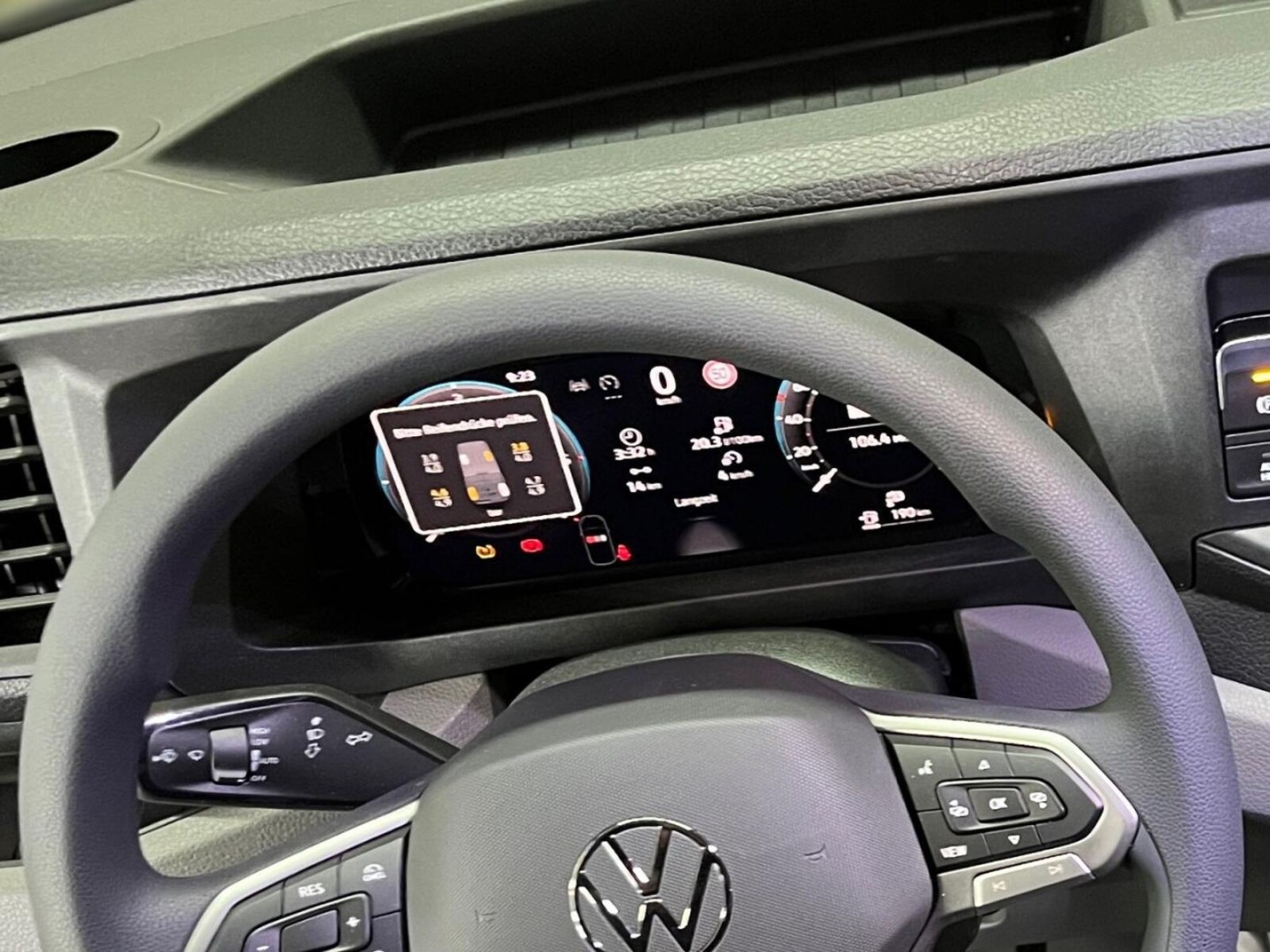 Volkswagen Crafter Kasten mittlerer Radstand – Bild 11