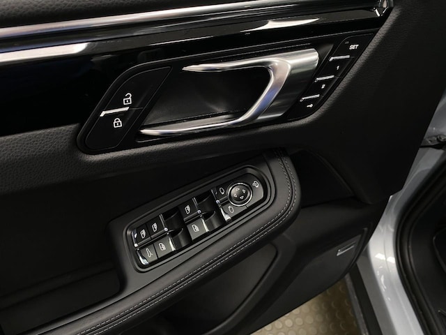 2026 Porsche Macan Base - Photo 68