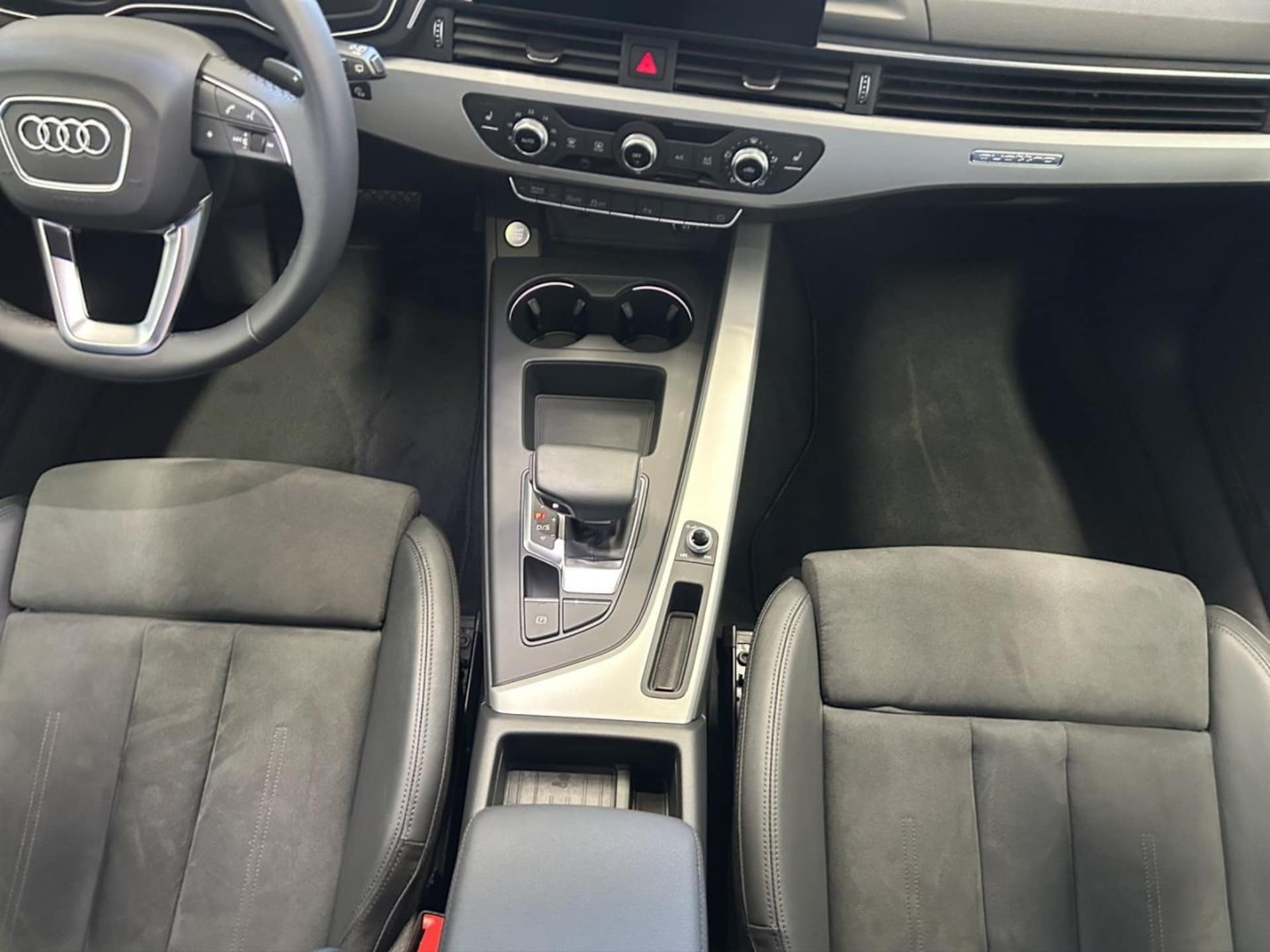 Audi A4 Avant S line