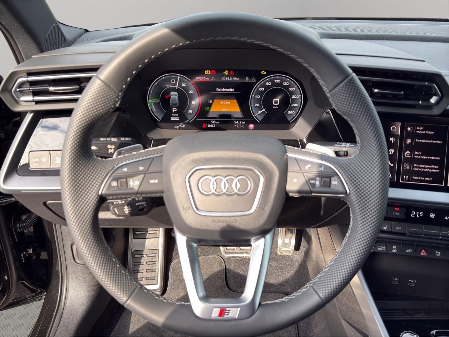 Bild über Audi A3 Sportback TFSI e TFSI e 200 kW S tronic - für weitere Informationen kontaktieren Sie den Audi Partner