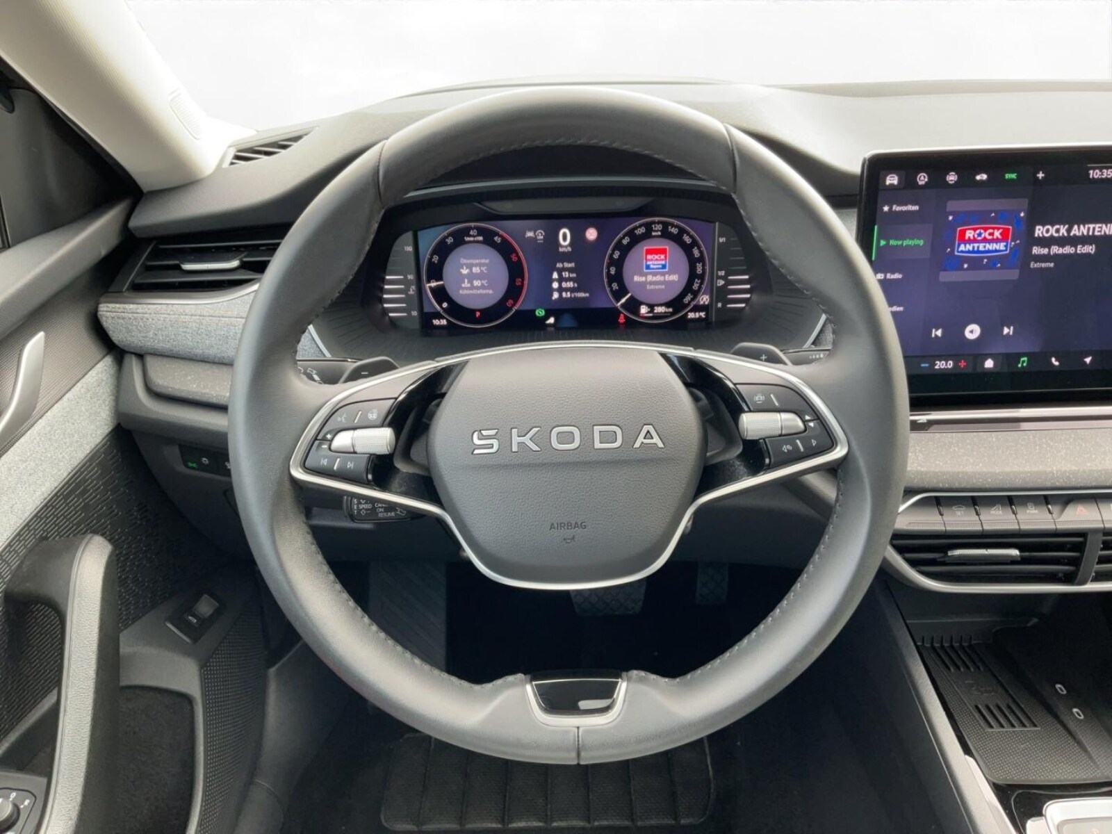 Škoda Octavia Combi – Bild 9