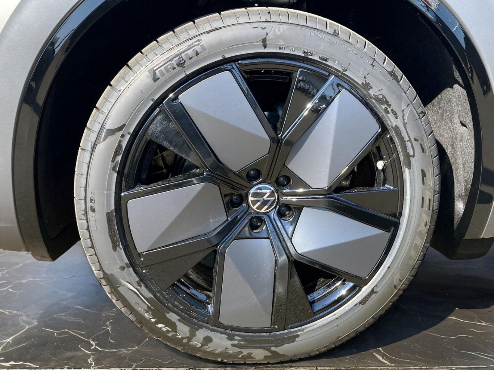 Volkswagen Touareg – Bild 5