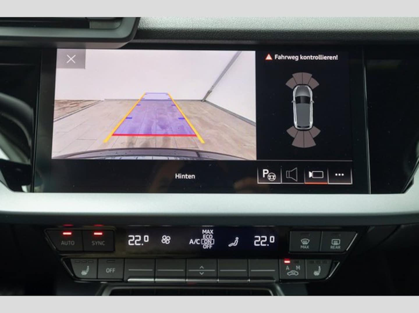 Bild über Audi A3 Sportback advanced 30 TFSI S tronic - für weitere Informationen kontaktieren Sie den Audi Partner