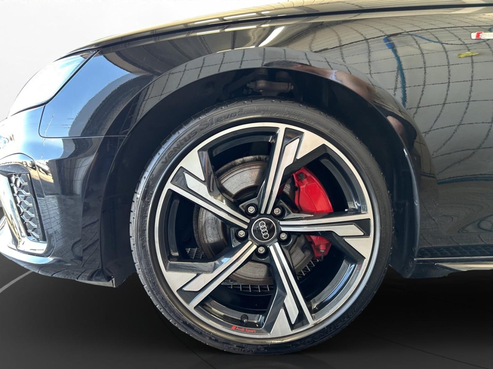 Audi A4 Avant S line