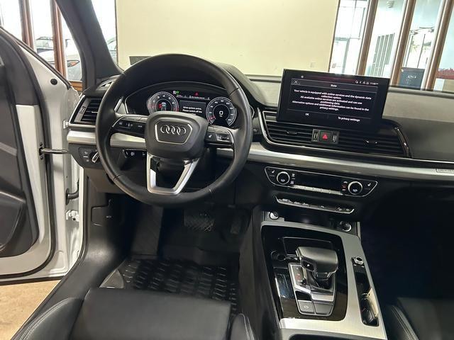2025 Audi Q5 Premium - Photo 13