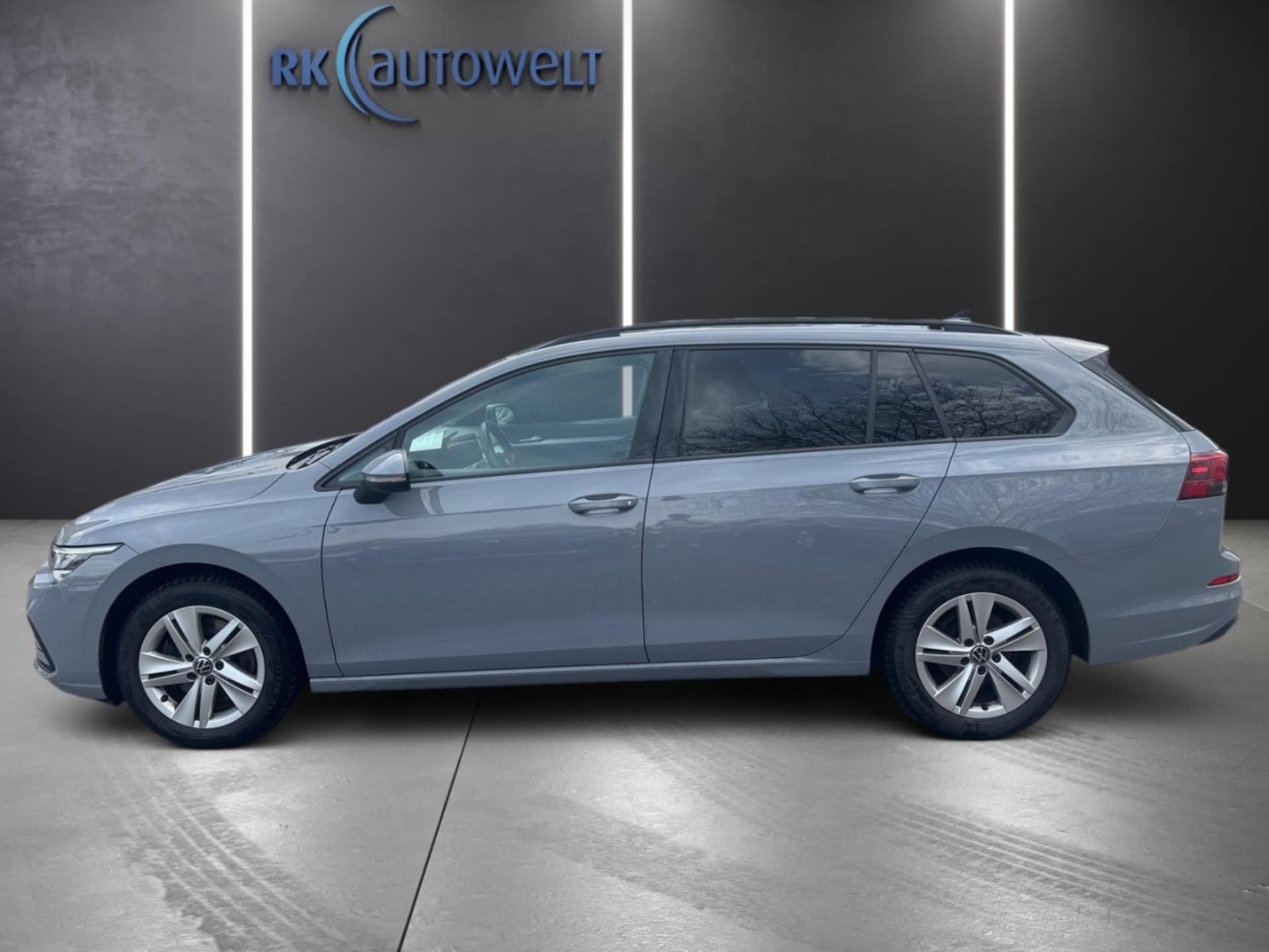 Volkswagen Golf Variant Life