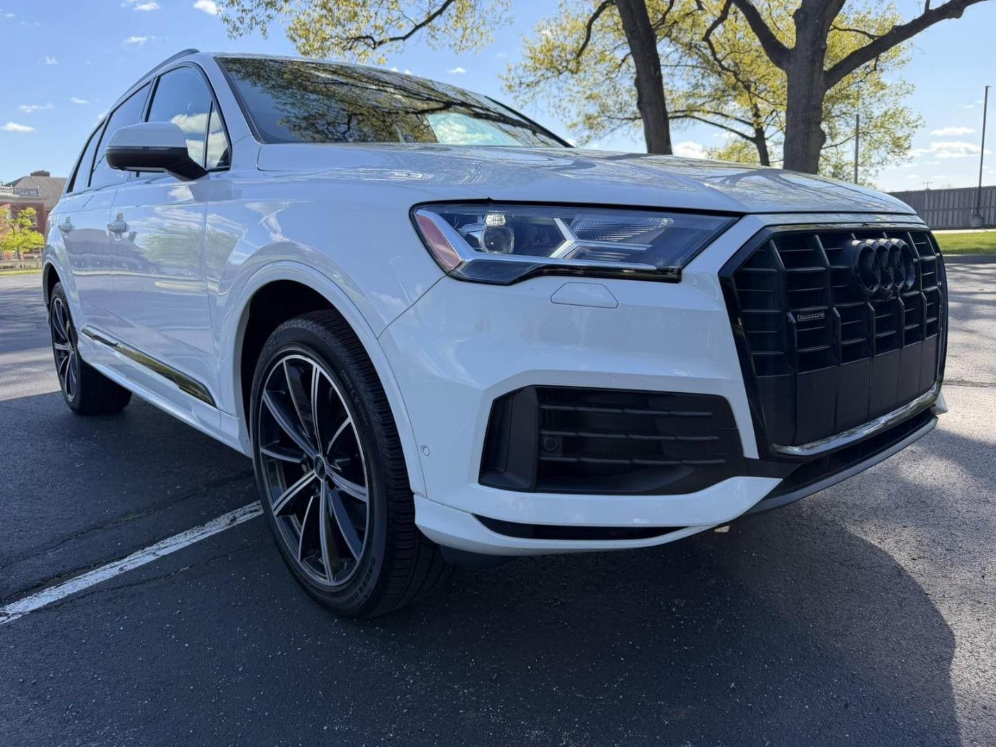 2021 Audi Q7 55 Premium Plus quattro Tiptronic's photo