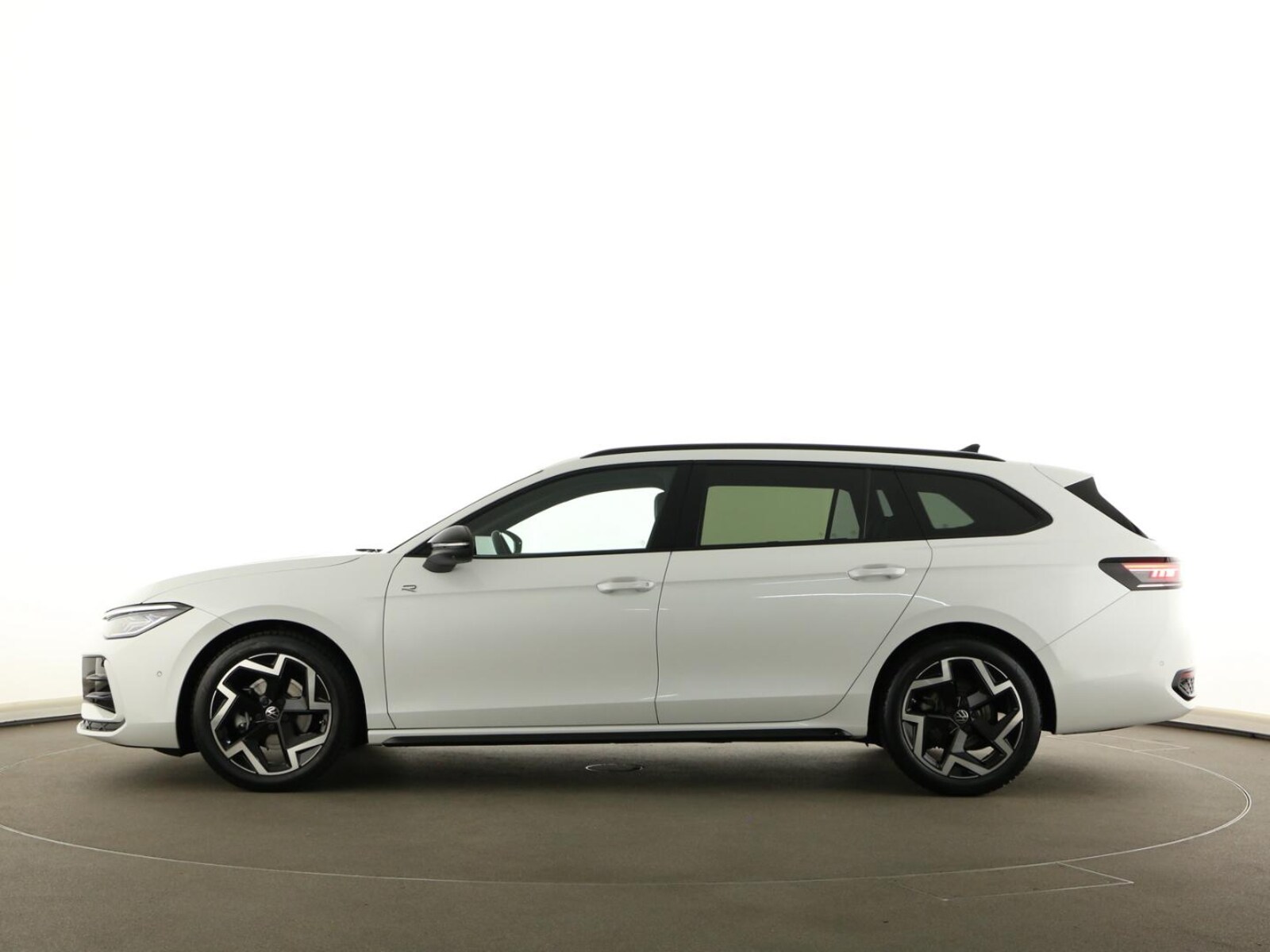 Volkswagen Passat – Bild 8