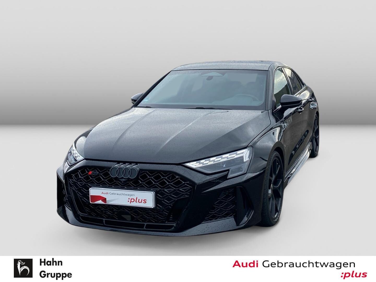 Bild über Audi RS 3 Limousine TFSI quattro 294 kW S tronic - für weitere Informationen kontaktieren Sie den Audi Partner