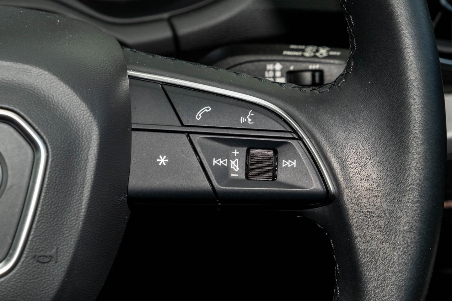 Image about Audi Q2 S line edition TFSI S tronic