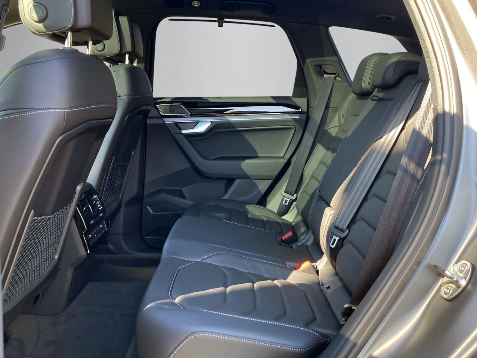 Volkswagen Touareg – Bild 11