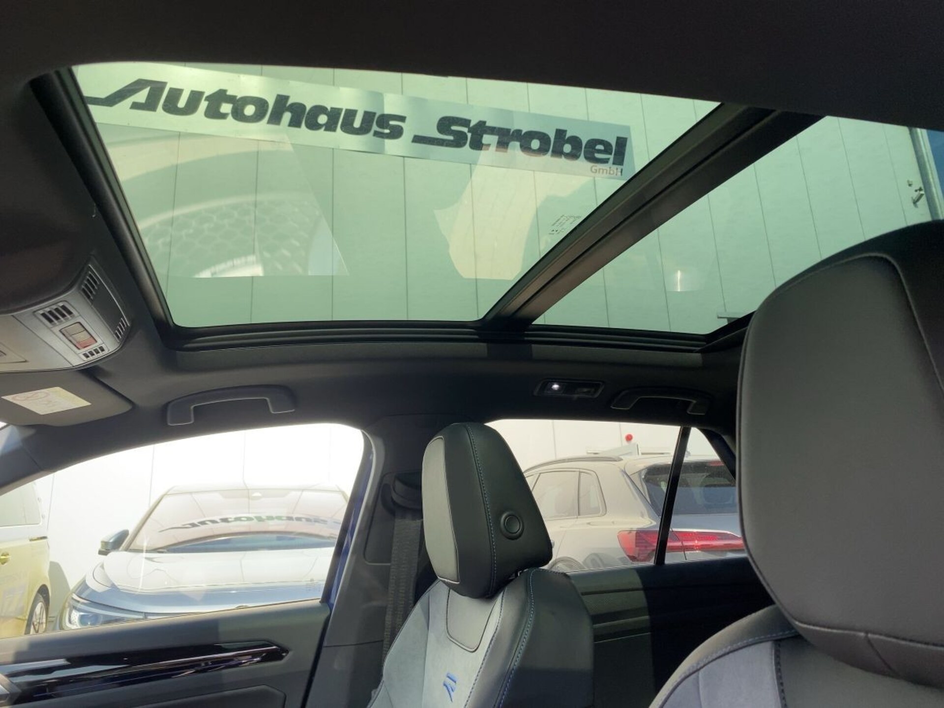 Volkswagen T-Roc R