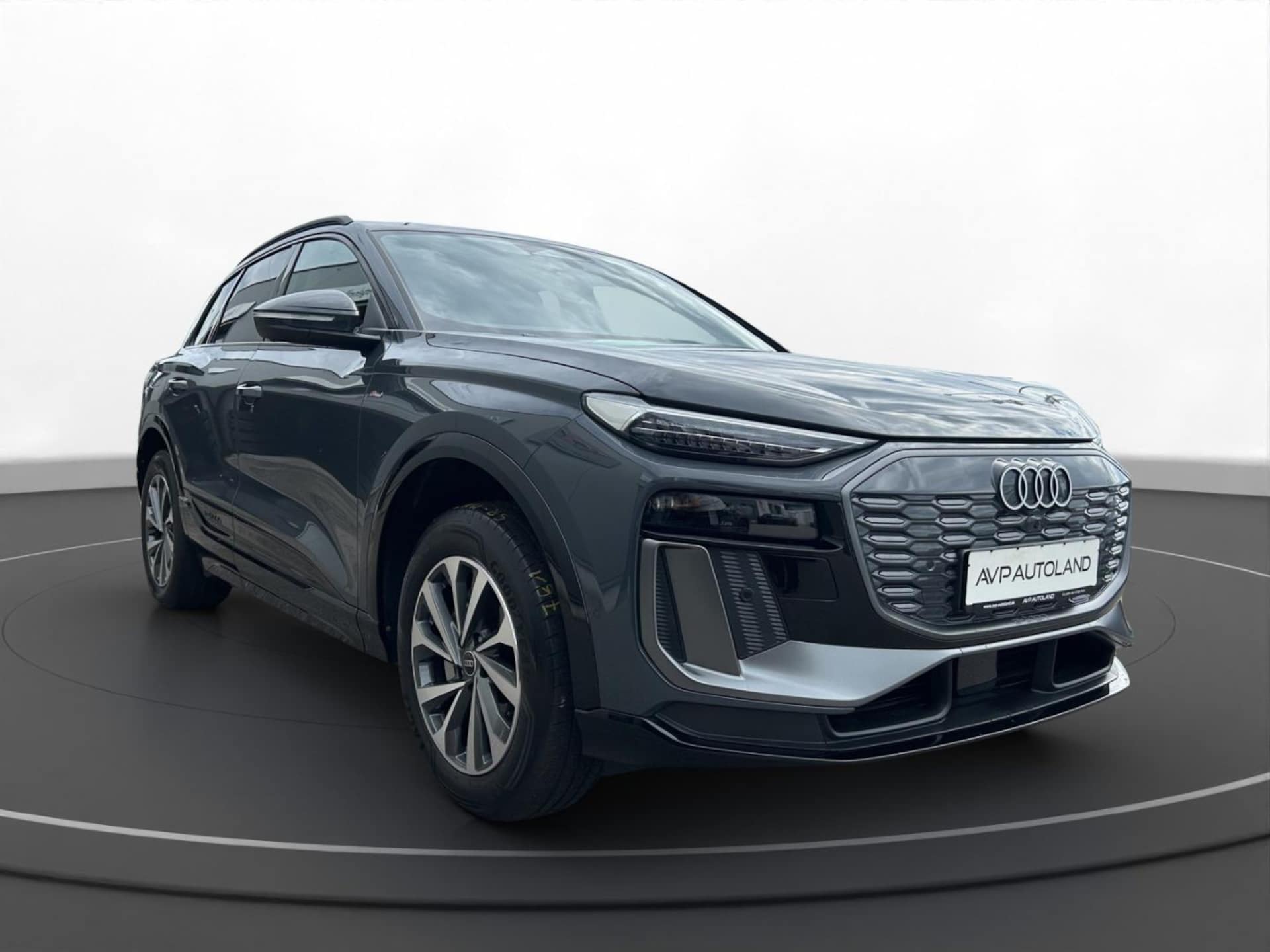Audi Q6 SUV e-tron