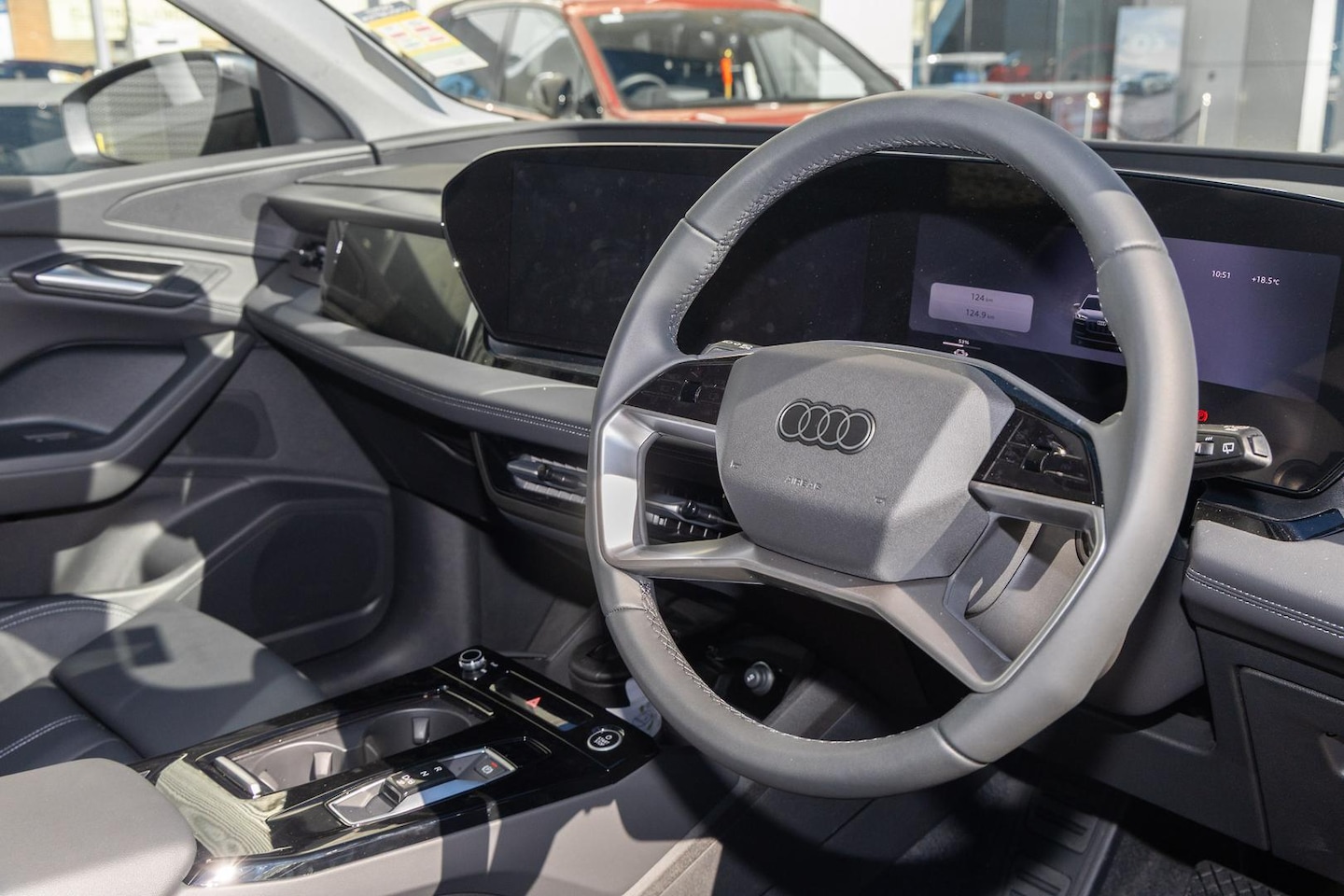 Image about Audi Q6 SUV e-tron e-tron