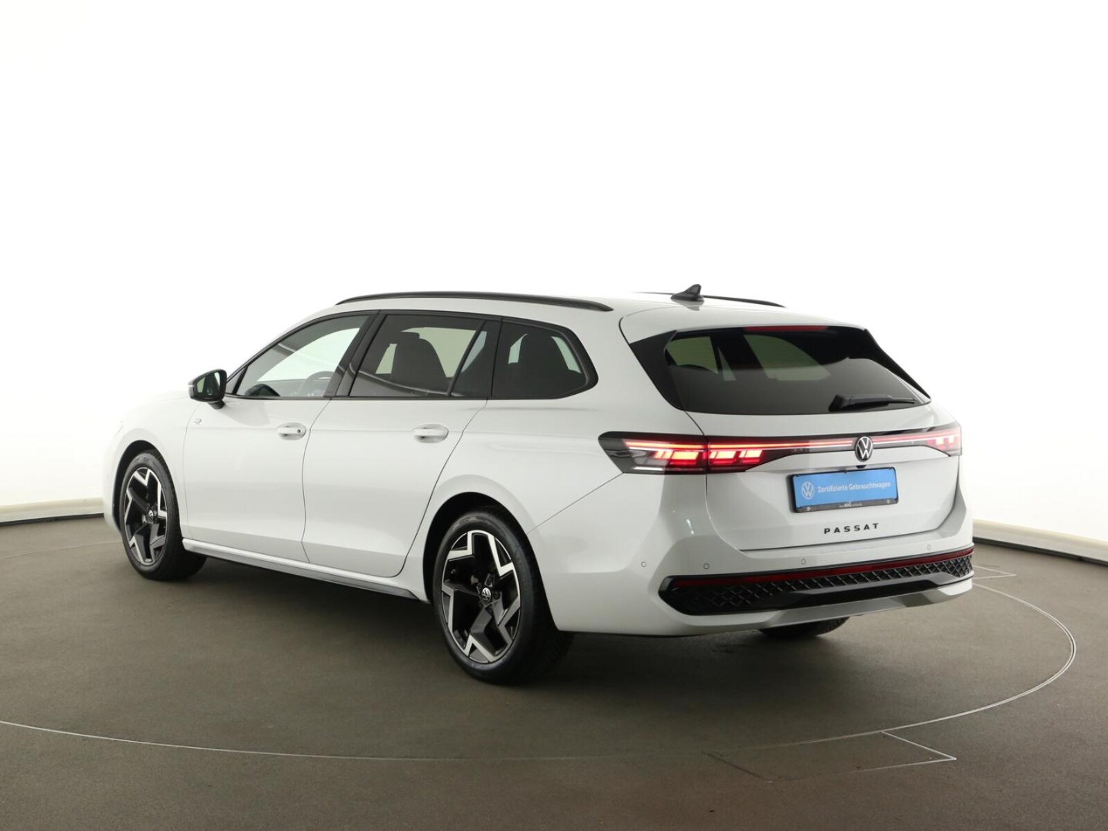 Volkswagen Passat – Bild 9