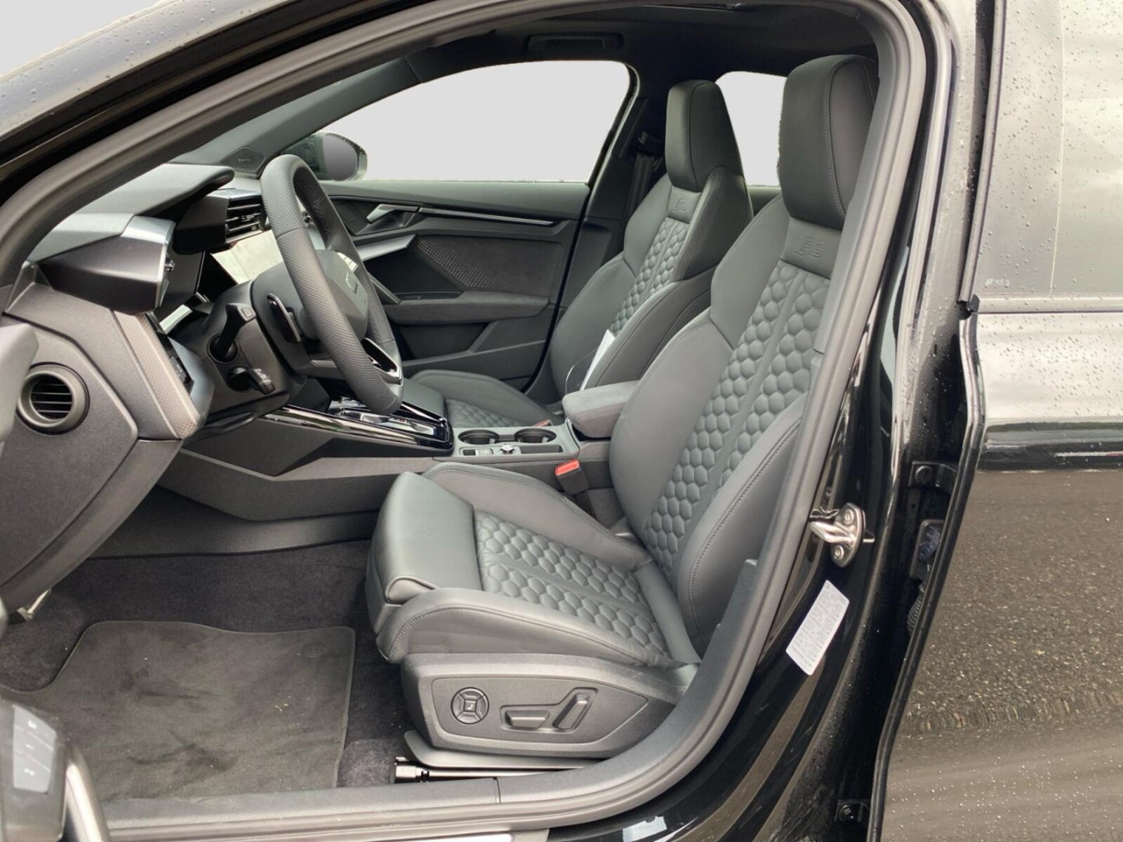 Audi RS 3 Limousine – Bild 9