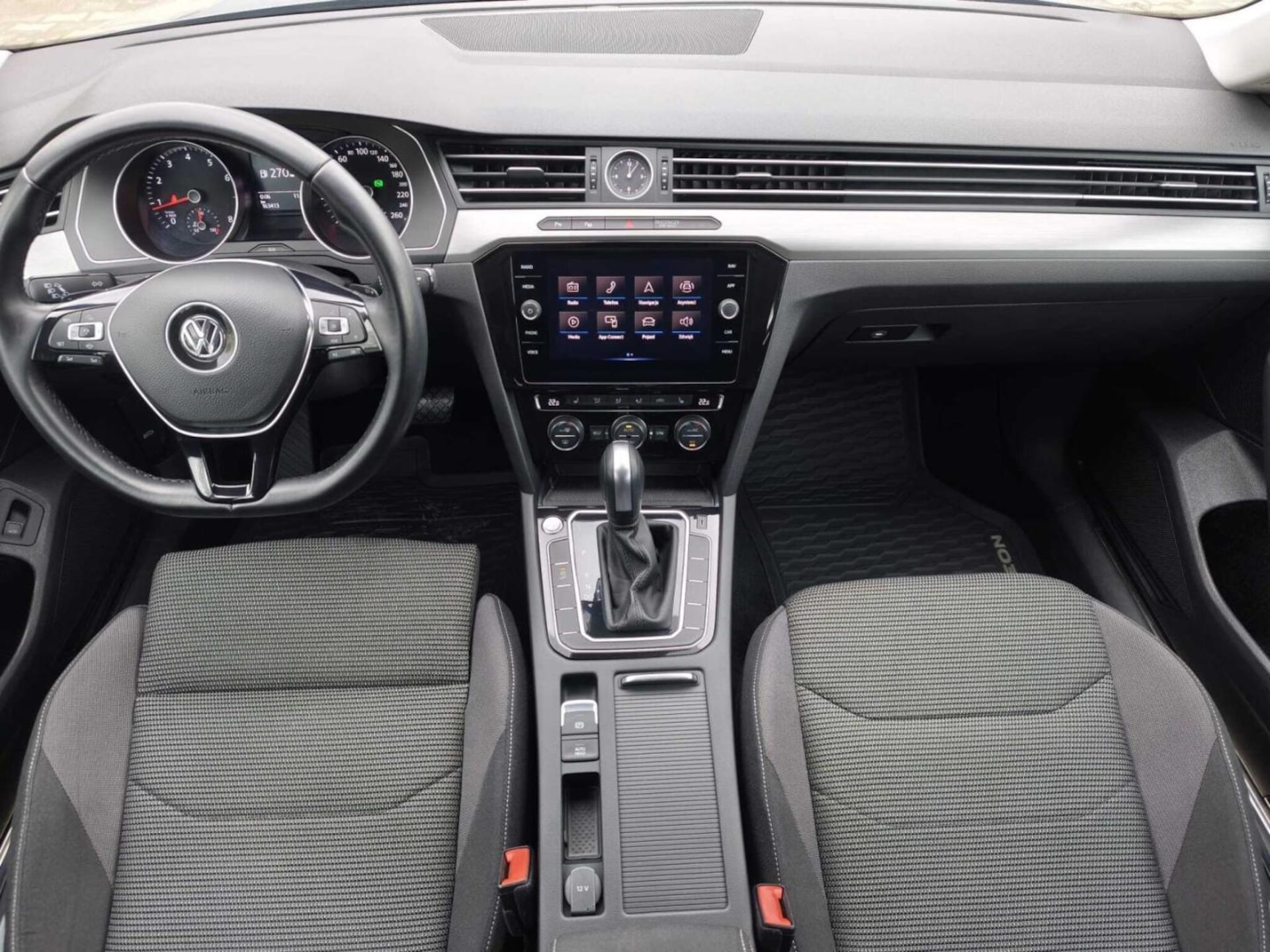 Volkswagen Arteon Model bazowy