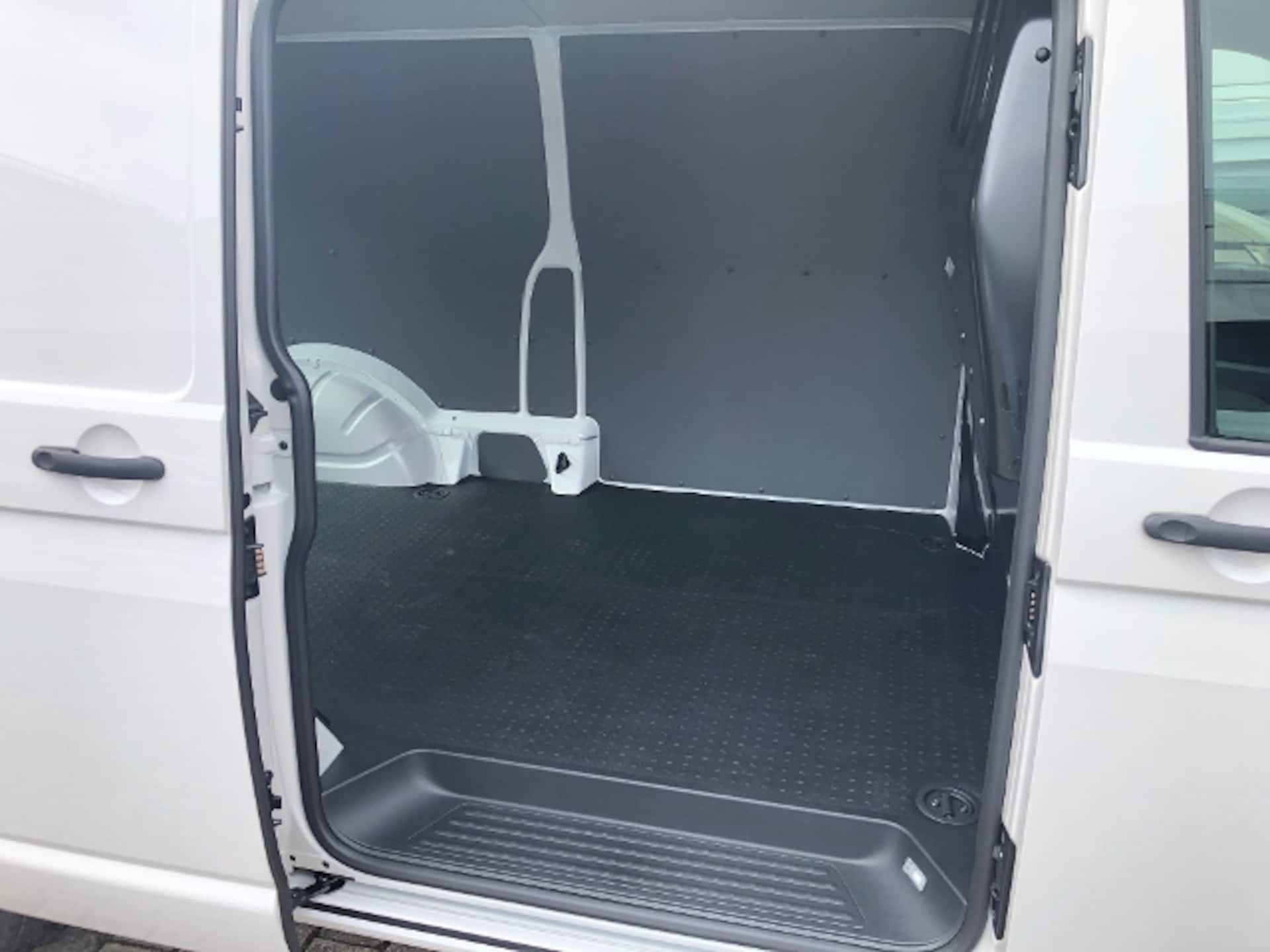 Volkswagen T6.1 Transporter Kasten langer Radstand