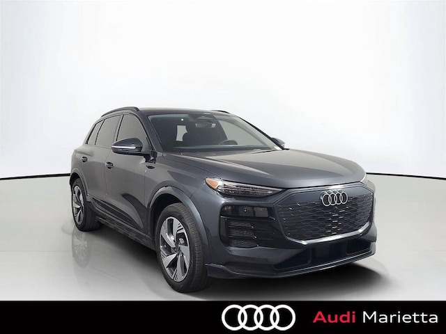 Photo of 2025 Audi Q6 e-tron 