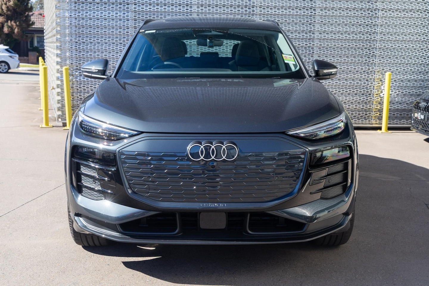 Image about Audi Q6 SUV e-tron e-tron
