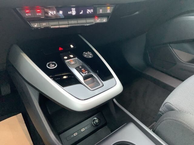 Image about Audi Q4 e-tron 40 e-tron