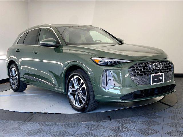 2025 Audi Q5 40 Prestige's photo