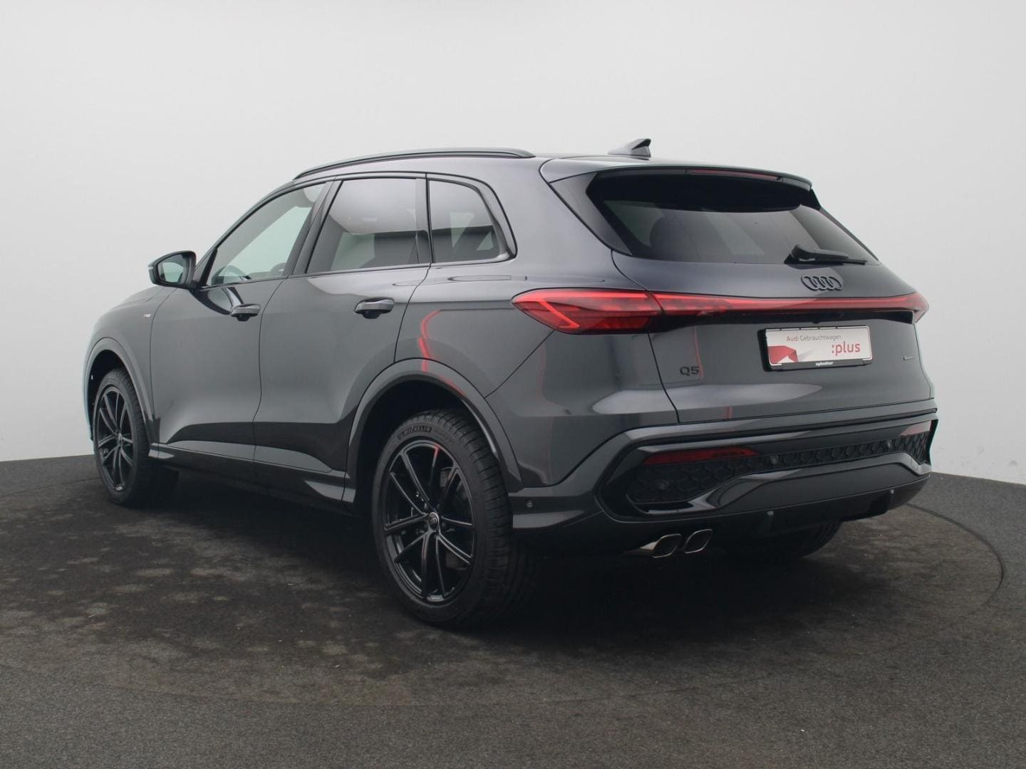 Bild über Audi Q5 SUV TDI quattro 150 kW S tronic - für weitere Informationen kontaktieren Sie den Audi Partner