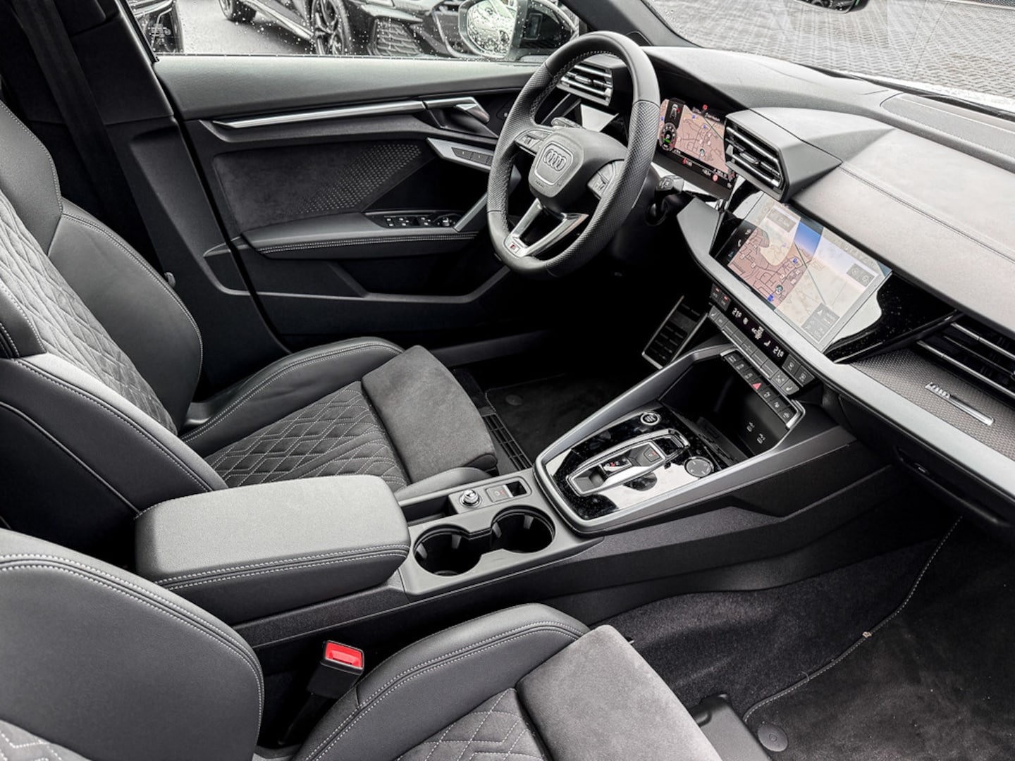 Bild über Audi A3 Sportback TFSI 110 kW S tronic - für weitere Informationen kontaktieren Sie den Audi Partner